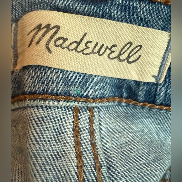 MADEWELL THE MOM JEAN IN BASLEY WASH SIZE 28 STYLE NH665 - Picture 8 of 12